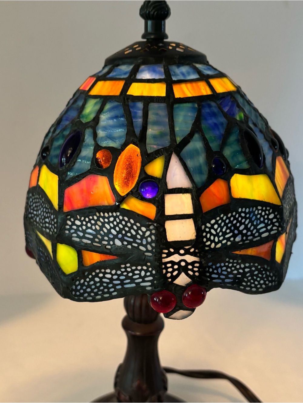 Tiffany Style Stained Glass Lamp Dragonfly Table Boudoir Vintage 12” Cottagecore - Picture 3 of 11